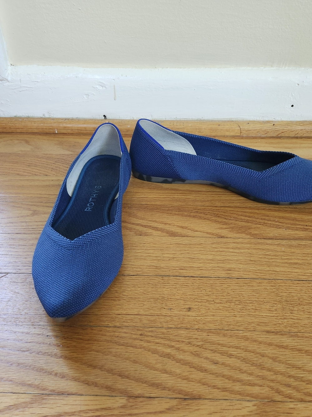 Rothy's Blue Knit Pointed Flats